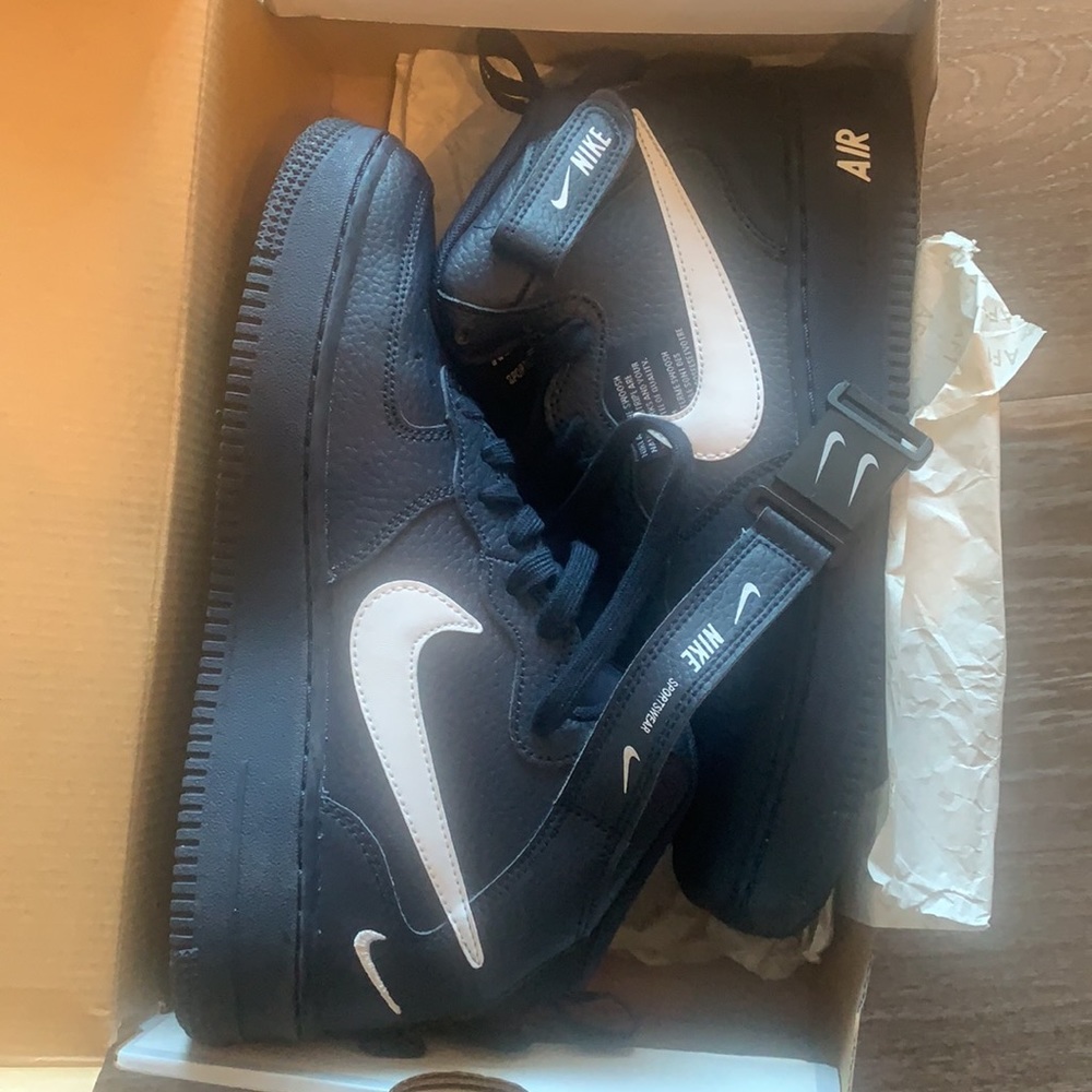 Nike air
